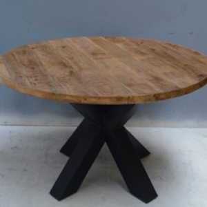 שולחן אוכל עגול מעץ מנגו